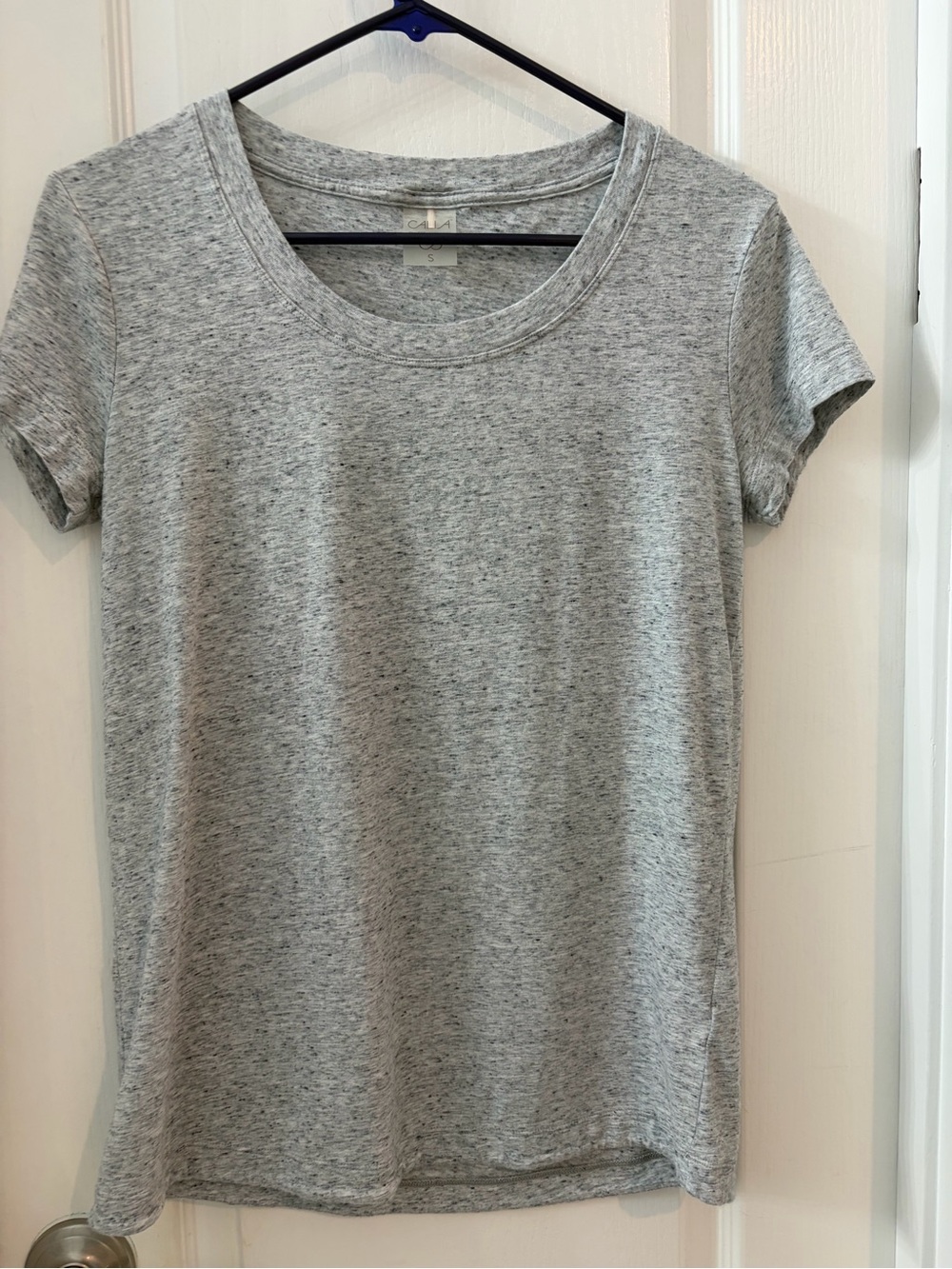 CALIA by Carrie Underwood Heather Grey Short Sleeve Crewneck Tee small